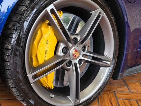 Used 2020 Porsche Taycan Turbo S AWD/4WD image 7