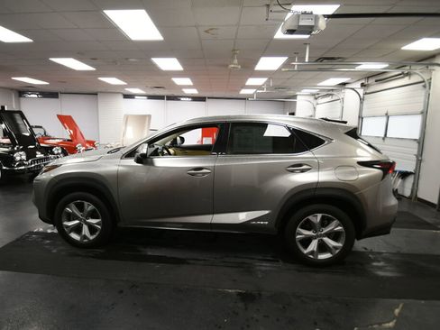 Used 2017 Lexus NX 300h AWD w/ Premium Package image 5