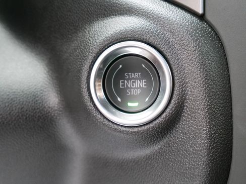 New 2025 Chevrolet Silverado 2500 Custom w/ Custom Value Package image 27