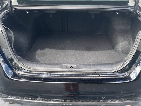 Used 2022 Nissan Altima 2.5 SR FWD image 4