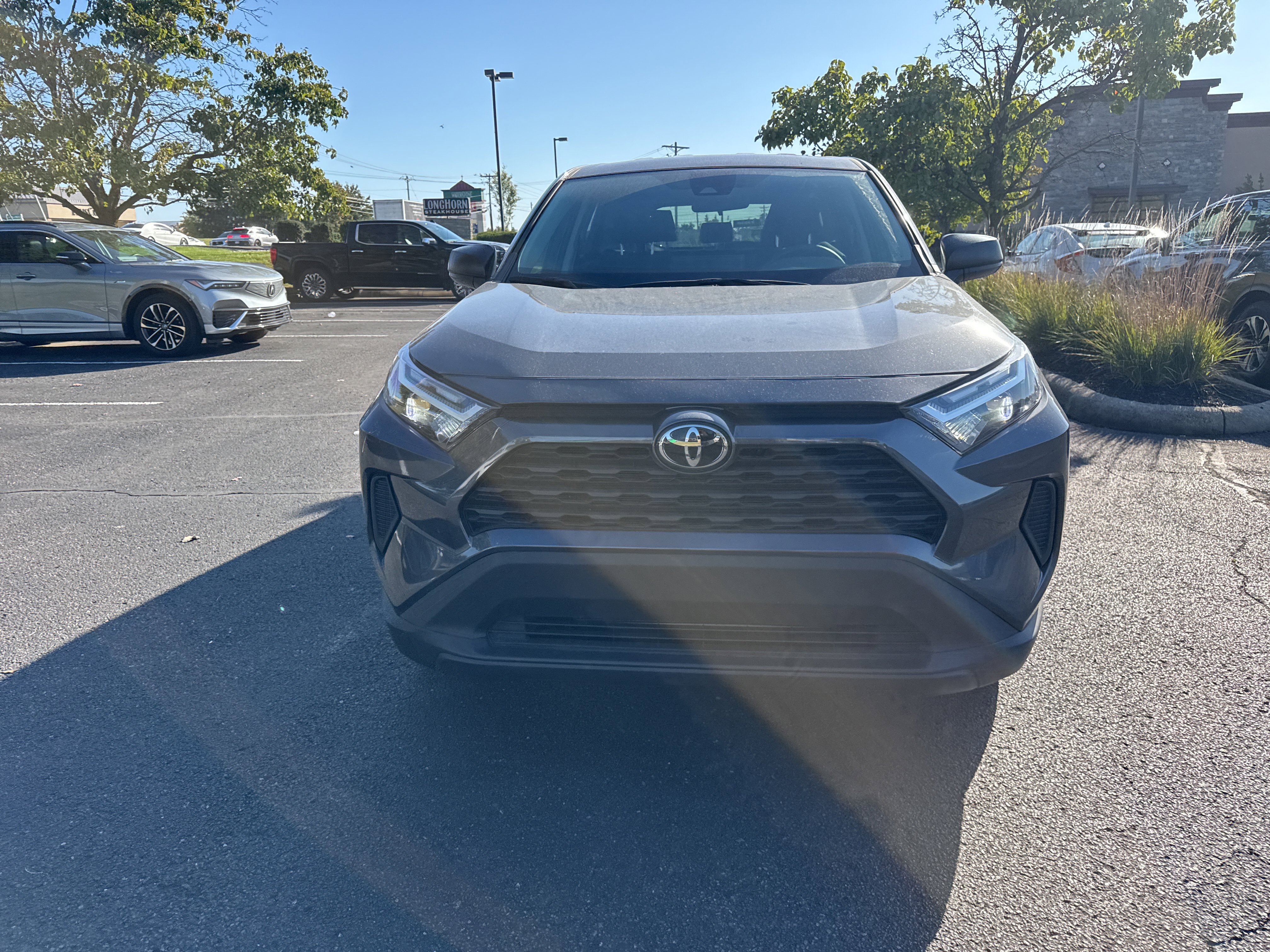 Used 2023 Toyota RAV4 LE AWD/4WD image 15