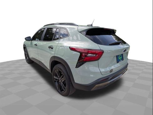 Certified 2025 Chevrolet Trax ACTIV w/ Driver Confidence Package FWD image 6