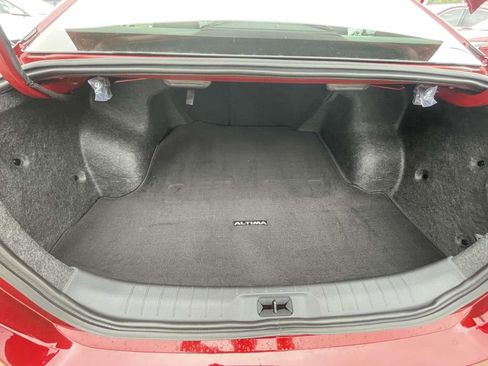 New 2025 Nissan Altima 2.5 SV image 10