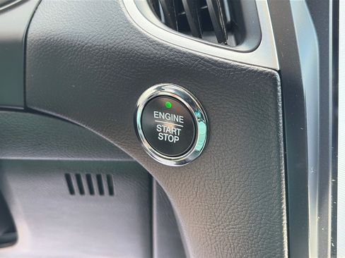 Certified 2024 Ford Edge SEL AWD/4WD image 8