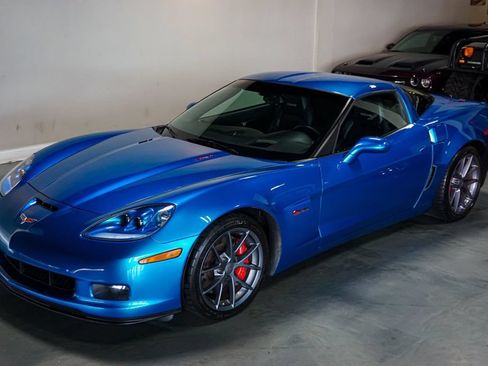 Used 2010 Chevrolet Corvette Z06 w/ Preferred Equipment Group RWD image 29