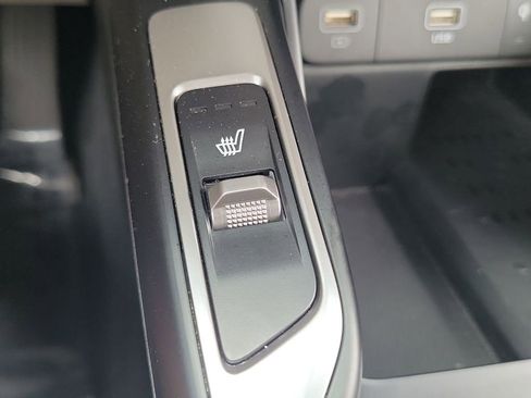 Used 2023 Kia Sorento S w/ Panoramic Sunroof Package image 25