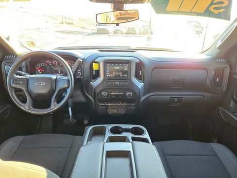 Used 2022 Chevrolet Silverado 1500 Custom Trail Boss image 17