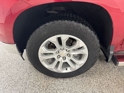 Used 2022 Chevrolet Silverado 1500 LTZ w/ LTZ Premium Package image 19