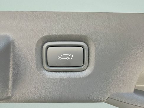 Used 2024 Hyundai Ioniq 5 SEL AWD/4WD image 12