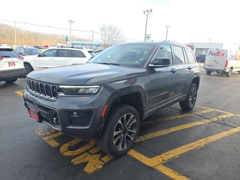Used 2024 Jeep Grand Cherokee Overland w/ Adv Protech Group III image 8