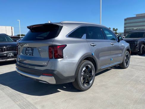 New 2026 Kia Sorento EX FWD image 3