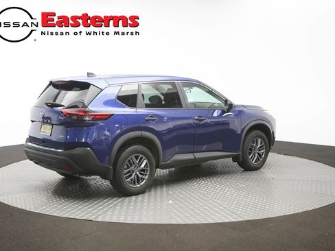 Used 2023 Nissan Rogue S AWD/4WD image 41