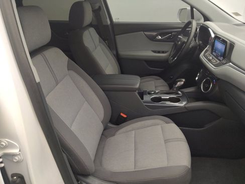 Used 2020 Chevrolet Blazer LT FWD image 21
