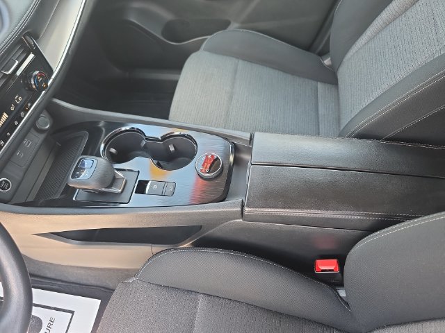 Certified 2022 Nissan Rogue SV AWD/4WD image 21