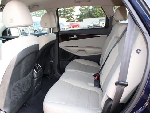 Used 2020 Kia Sorento LX w/ LX I4 Convenience Package FWD image 7
