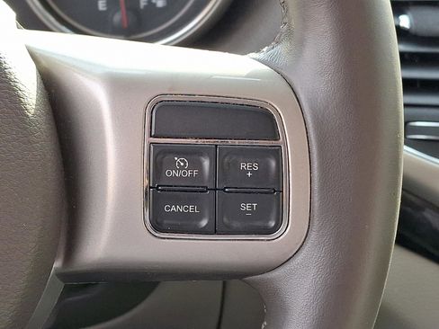 Used 2012 Jeep Grand Cherokee Laredo image 22