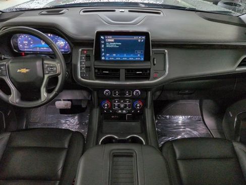 Used 2023 Chevrolet Suburban LT AWD/4WD image 14