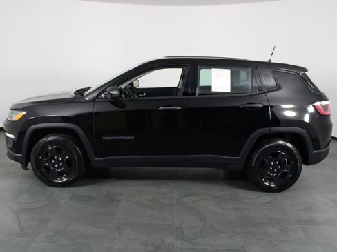 Used 2018 Jeep Compass Sport FWD image 11