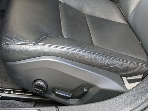 Certified 2025 Volvo S60 B5 Core AWD/4WD image 12