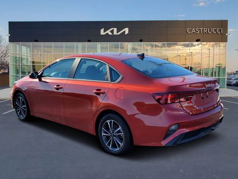 Used 2023 Kia Forte LXS w/ LXS Technology Package image 3