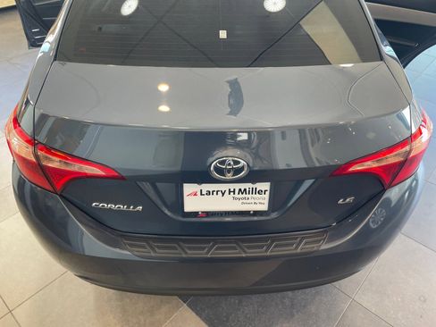 Used 2017 Toyota Corolla LE image 24