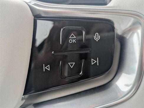 New 2025 Volvo EX90 Ultra image 27