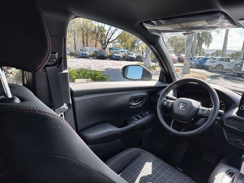 New 2026 Honda HR-V LX image 17