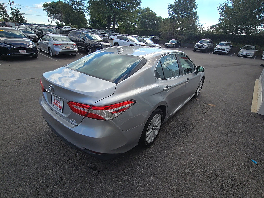Used 2019 Toyota Camry LE FWD image 20