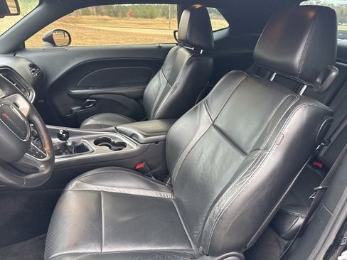 Used 2015 Dodge Challenger R/T Plus image 12