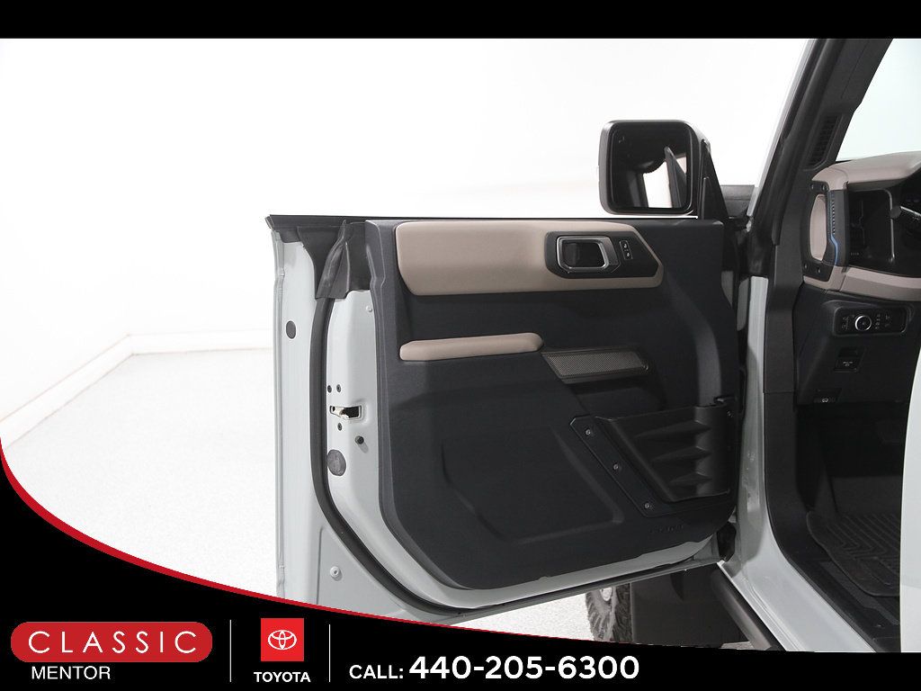 Used 2023 Ford Bronco Wildtrak AWD/4WD image 4