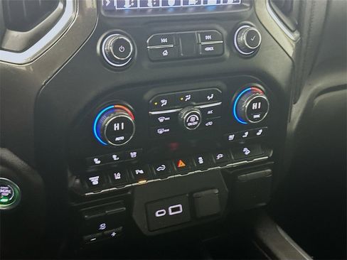 Used 2021 Chevrolet Silverado 3500 High Country w/ Z71 Off-Road Package image 18