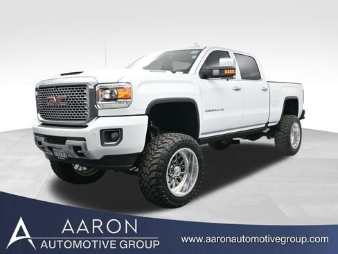 Used 2017 GMC Sierra 2500 Denali w/ Duramax Plus Package image 1