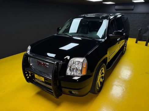 Used 2010 GMC Yukon XL Denali image 71