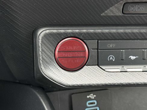 Used 2024 Ford Mustang Premium image 19