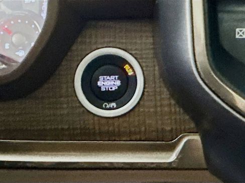 Used 2019 RAM 1500 Limited image 27