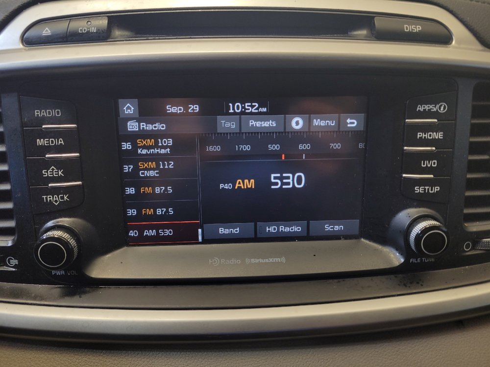 Used 2018 Kia Sorento FWD image 25