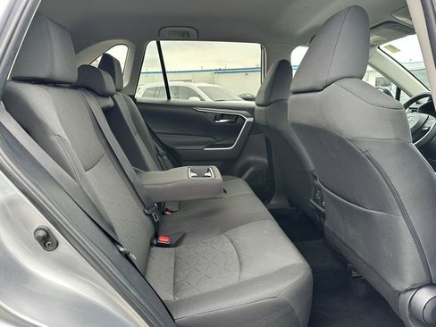 Used 2024 Toyota RAV4 XLE image 17