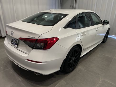Used 2022 Honda Civic Sport image 6