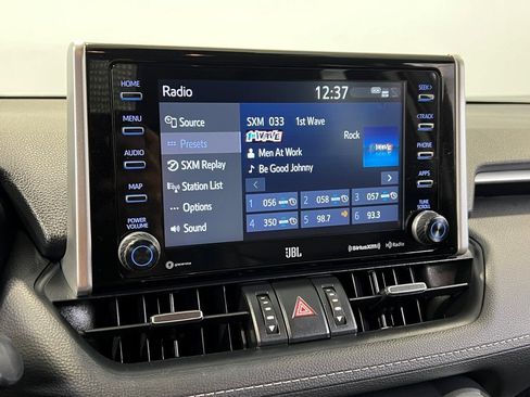 Used 2021 Toyota RAV4 XLE Premium image 45