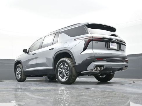 New 2026 Chevrolet Traverse LT w/ Driver Confidence Package image 41