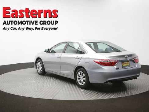Used 2017 Toyota Camry LE FWD image 63