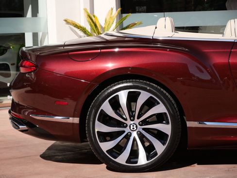 New 2026 Bentley Continental GTC AWD/4WD image 12
