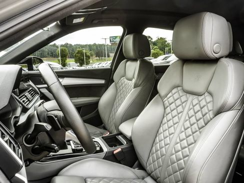 Used 2021 Audi SQ5 Premium Plus w/ Premium Plus Package AWD/4WD image 38