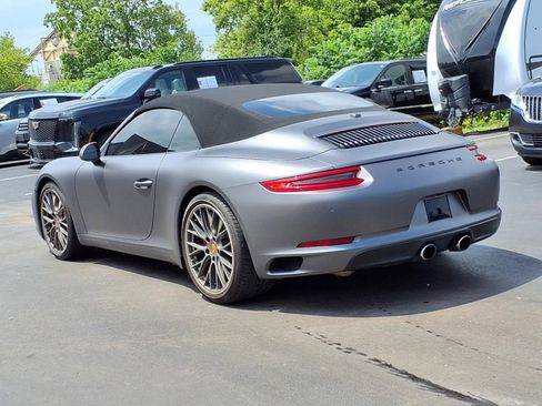 Used 2018 Porsche 911 Carrera image 3