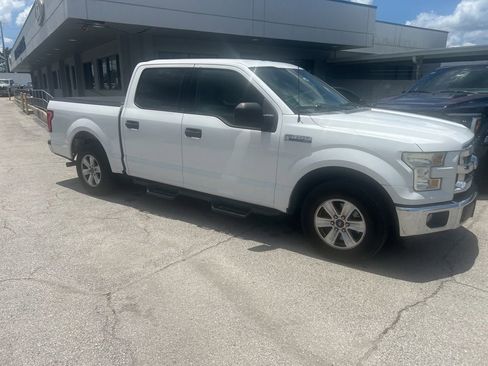 Used 2015 Ford F150 XLT RWD image 1