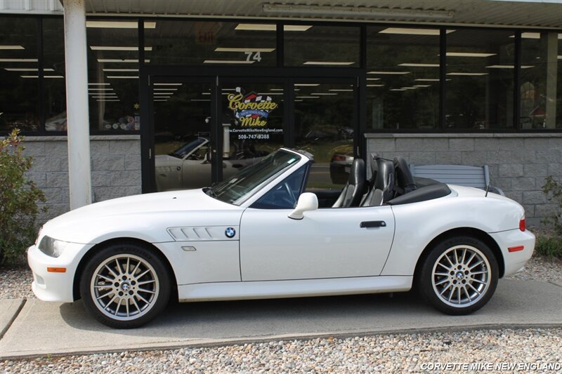 Used 2001 BMW Z3 3.0i RWD image 4