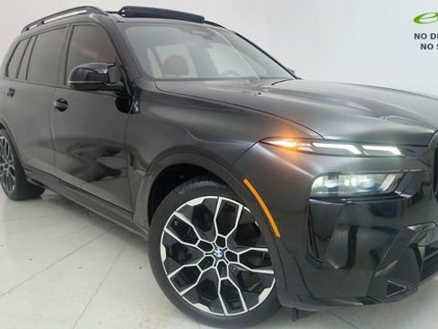 Used 2026 BMW X7 M60i AWD/4WD image 1