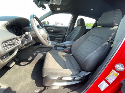 Certified 2025 Honda HR-V Sport image 26