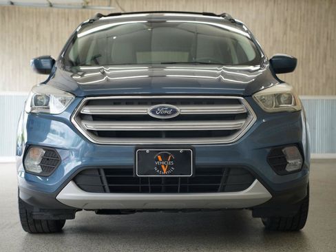 Used 2018 Ford Escape SEL FWD image 3