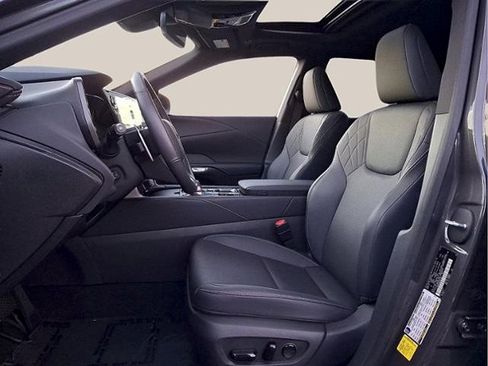 Used 2024 Lexus RX 350 Premium w/ Cold Area Package AWD/4WD image 13